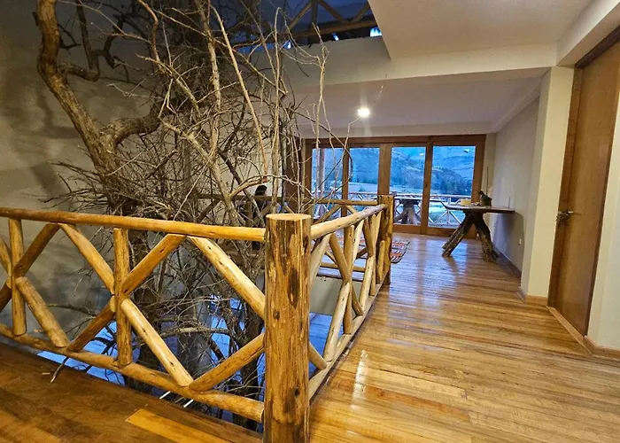Amaru Treehouse Hotel Cusipata
